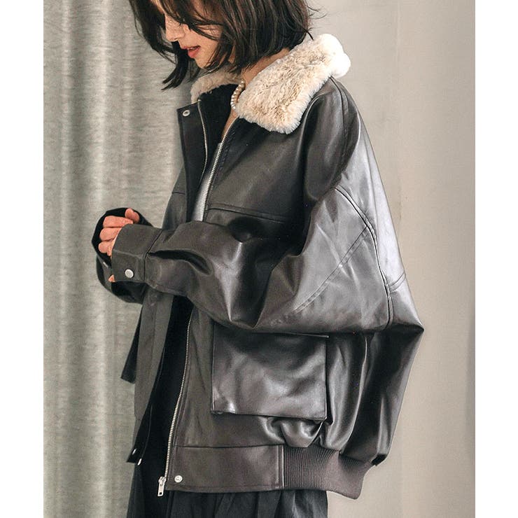 GLAD NEWS フェイクレザージャケット　フード付き ティペット付きフェイクレザーブルゾン 秋 冬 M[品番：QU000008387