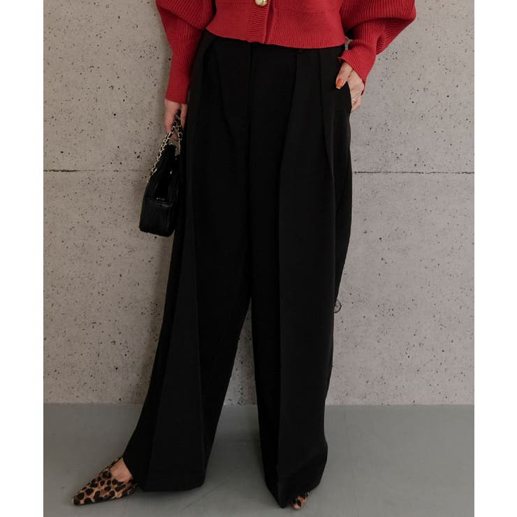 きちんと感がありながらもリラクシーな雰囲気を兼ね備えているタックワイドパンツ | aquagarage | 詳細画像5