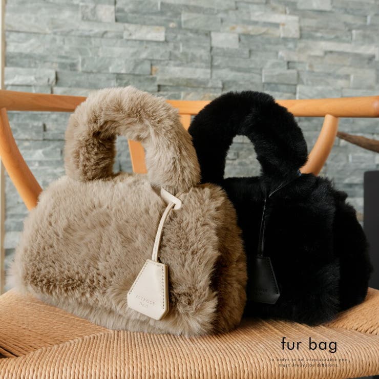 シーズンムードがグッと高まるフェイクファー2wayバッグ | aquagarage | 詳細画像1 