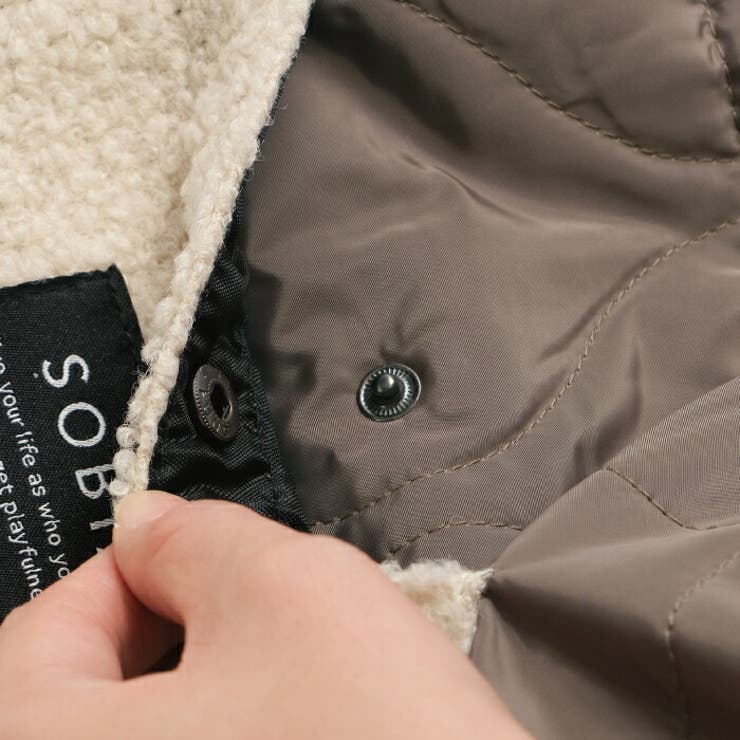 見た目以上の収納力を発揮! キルトボアショルダーバッグ | aquagarage | 詳細画像9 