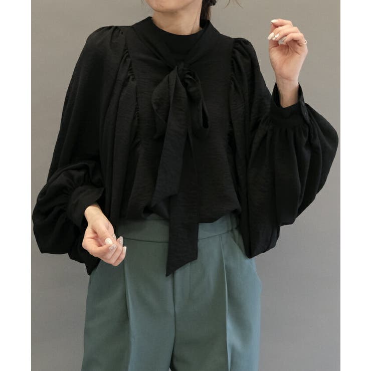 大きめのリボンがアクセント！たっぷりギャザーが目を惹く華やかボウタイブラウス | aquagarage | 詳細画像20 