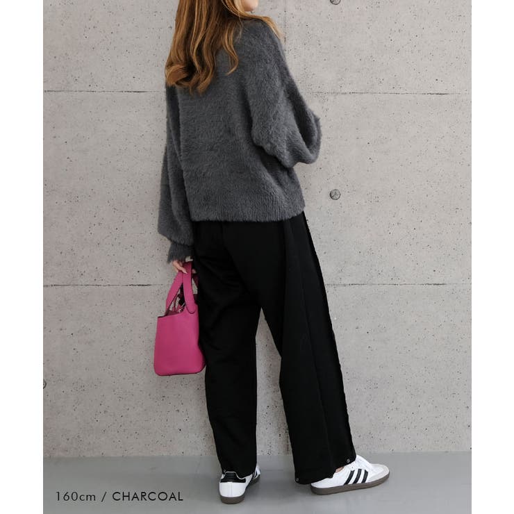 思わず触れたくなるようなふわふわシャギー素材袖口スリットシャギーニットトップス | aquagarage | 詳細画像4 