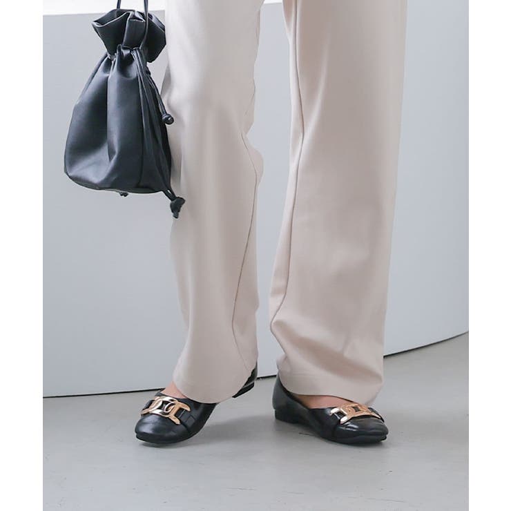 歩きやすさと美しさを兼ね備えたビット付きローヒールパンプス | aquagarage | 詳細画像4 