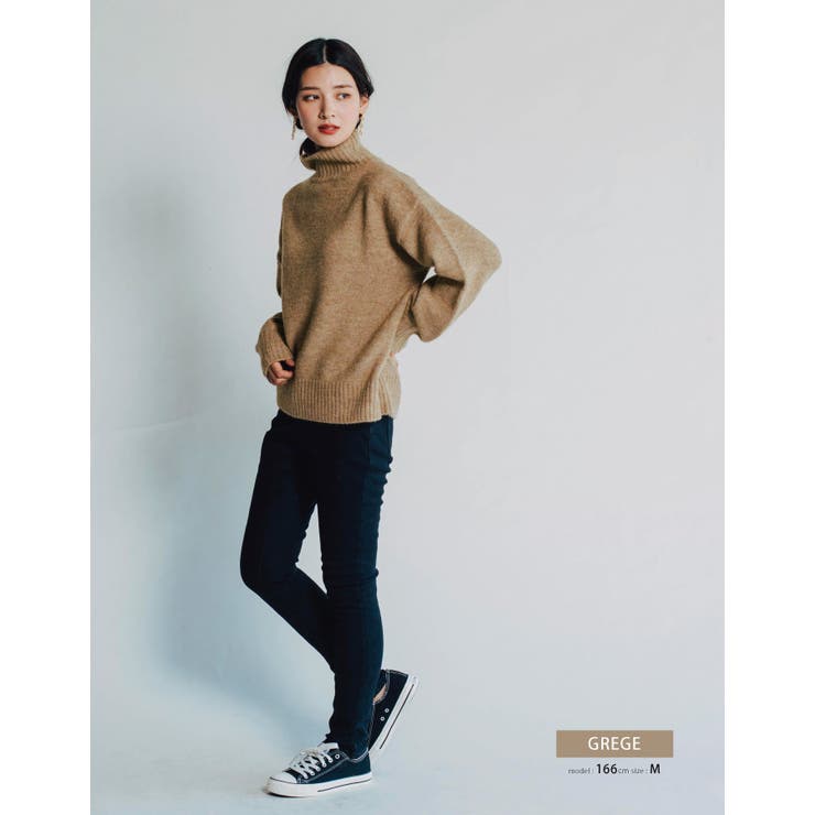 ふわふわの質感でチクチクしない！ボトルネックボリューム袖ニット | aquagarage | 詳細画像17 