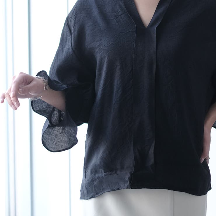 オフィスにも普段にも使える！スリットバンドカラーブラウス | aquagarage | 詳細画像7 