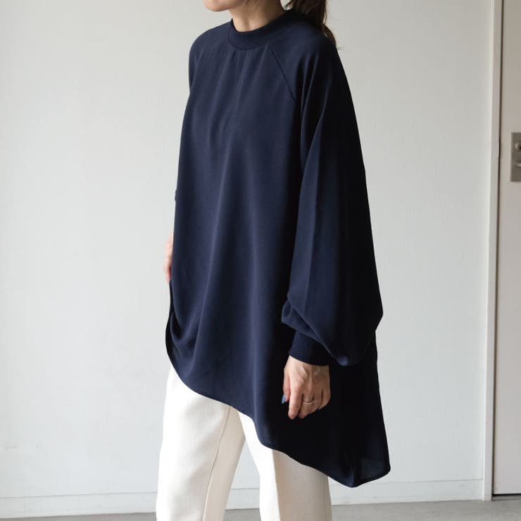 ネイビー | 一枚で華やかな印象によ オーバーサイズドレープブラウス | aquagarage