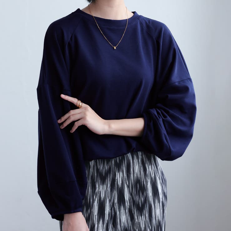 ネイビー | 立体感のある袖が女性らしい抜け感を演出! バルーン袖カットソー | aquagarage