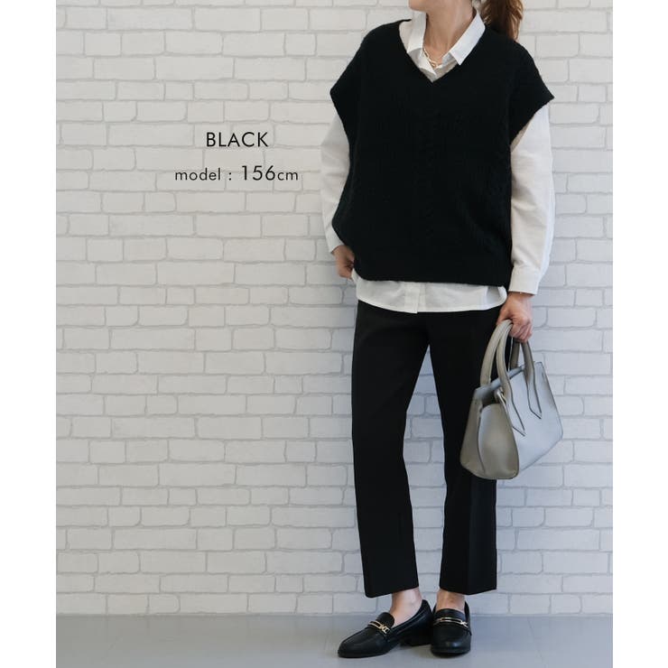 立体感のあるケーブル編みが大人可愛いニットベスト | aquagarage | 詳細画像15 