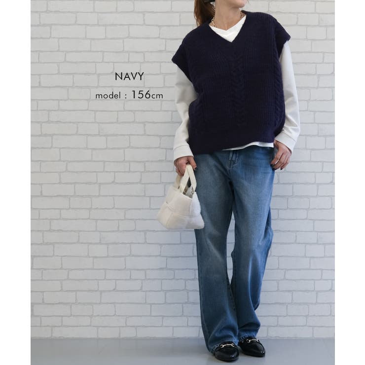 立体感のあるケーブル編みが大人可愛いニットベスト | aquagarage | 詳細画像18 