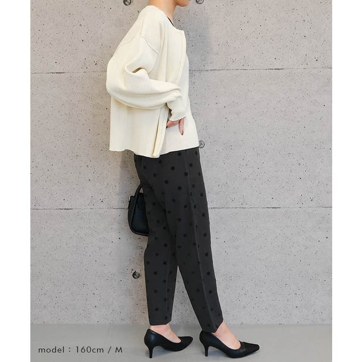エレガントな着こなしが完成するドット柄テーパードパンツ | aquagarage | 詳細画像19 