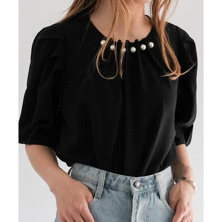ブラック | フロントネックタックパールブラウス  春 夏 秋 | aquagarage
