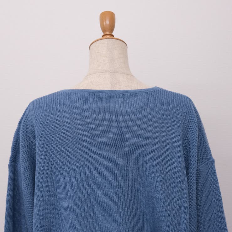 すっきりVネックでデコルテ美人に！あぜ編みオーバーサイズニット | aquagarage | 詳細画像9 