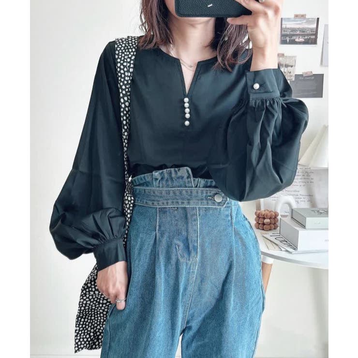 ネックレスいらずの華やかなデザイン♪キーネックパールボタンブラウス | aquagarage | 詳細画像10 