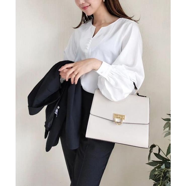 ネックレスいらずの華やかなデザイン♪キーネックパールボタンブラウス | aquagarage | 詳細画像14 