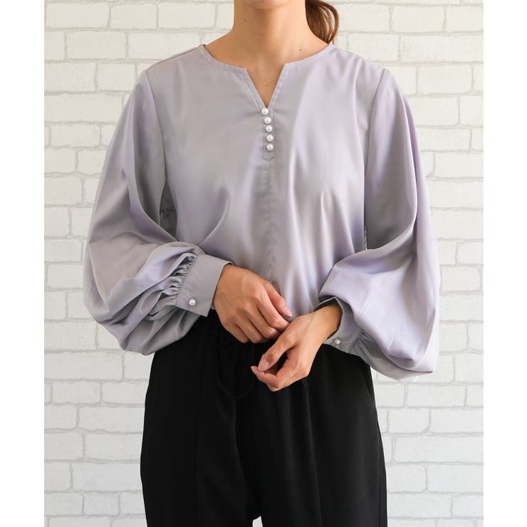 ネックレスいらずの華やかなデザイン♪キーネックパールボタンブラウス | aquagarage | 詳細画像25 