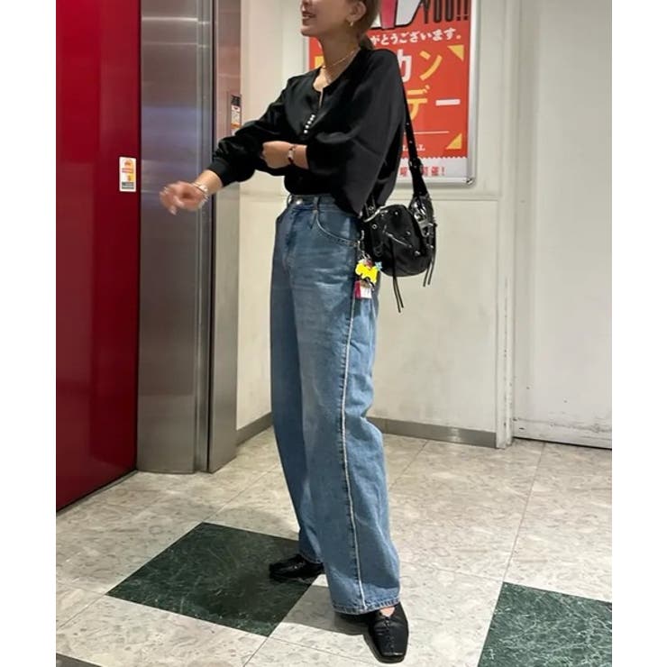 ネックレスいらずの華やかなデザイン♪キーネックパールボタンブラウス | aquagarage | 詳細画像8 