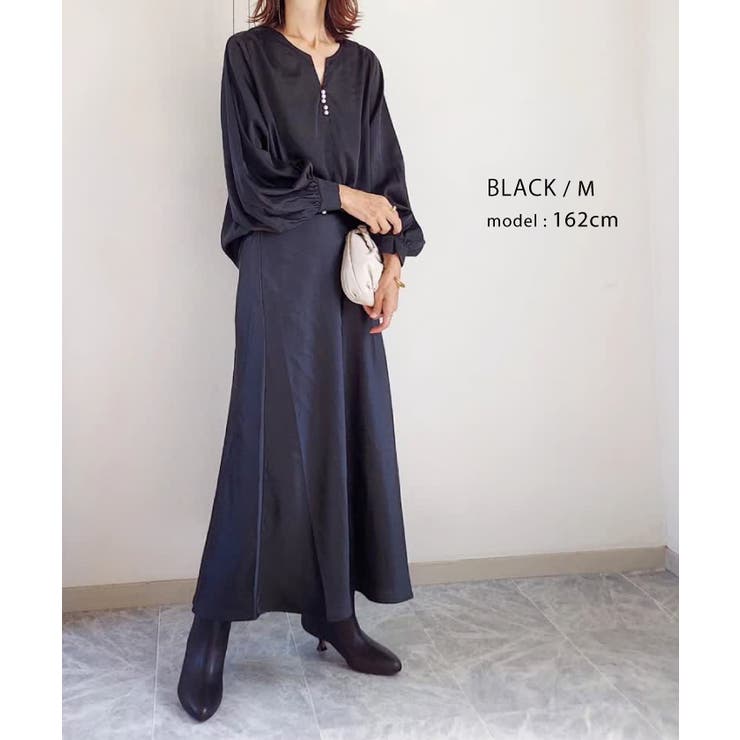 ネックレスいらずの華やかなデザイン♪キーネックパールボタンブラウス | aquagarage | 詳細画像9 