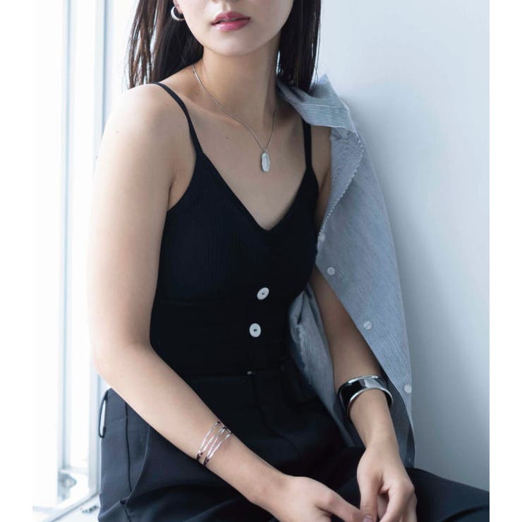 ブラック | 飾りボタンが上品で大人っぽい！ボタンデザインブラトップ | aquagarage