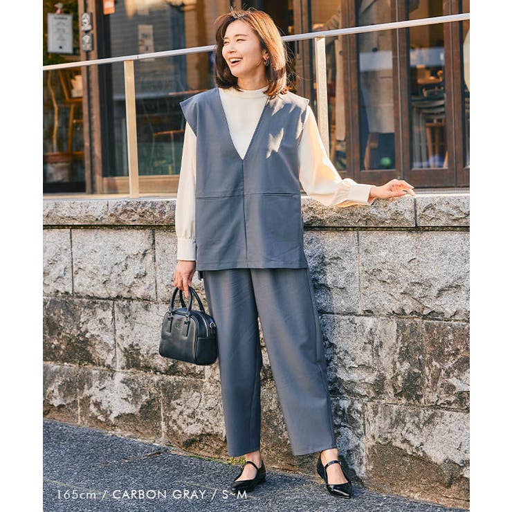 顔周りがスッキリ見せできるVネックスラッシュポケットベスト | aquagarage | 詳細画像10 