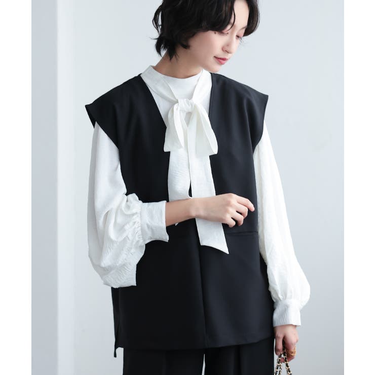 顔周りがスッキリ見せできるVネックスラッシュポケットベスト | aquagarage | 詳細画像15 