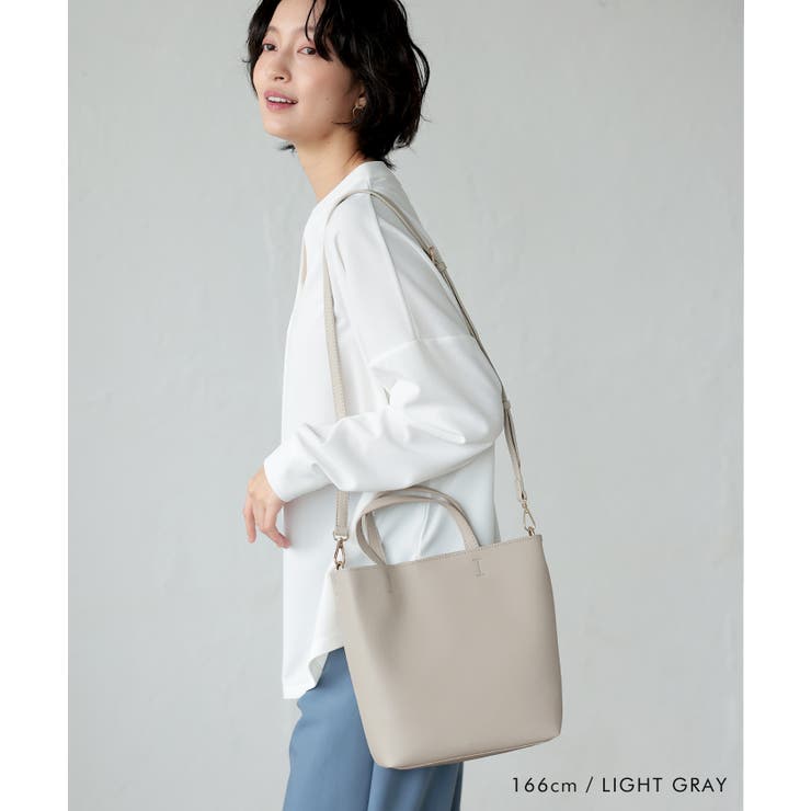 見た目以上に荷物が収納できるグランミディショルダーバッグ | aquagarage | 詳細画像6 