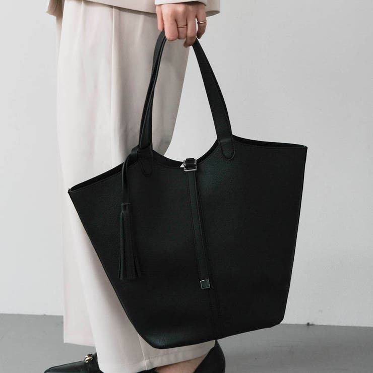 ブラック | タッセル付きA4トートバッググ レディース | aquagarage