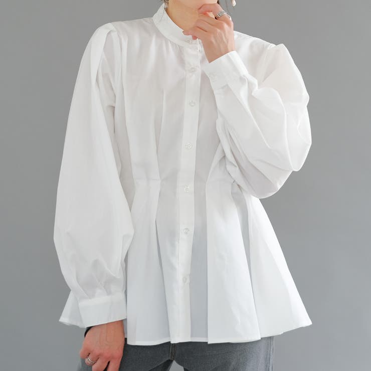 オフホワイト | 女性らしいシルエットを演出するウエストタック長袖ブラウス | aquagarage