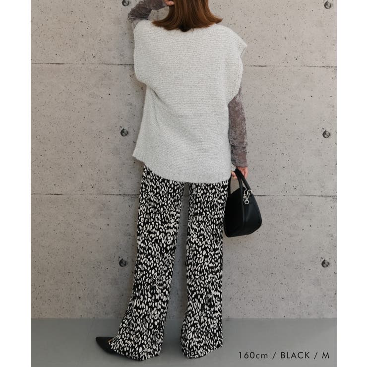 やわらかく、落ち感のあるカットソー生地のレオパード柄プリーツパンツ | aquagarage | 詳細画像15 