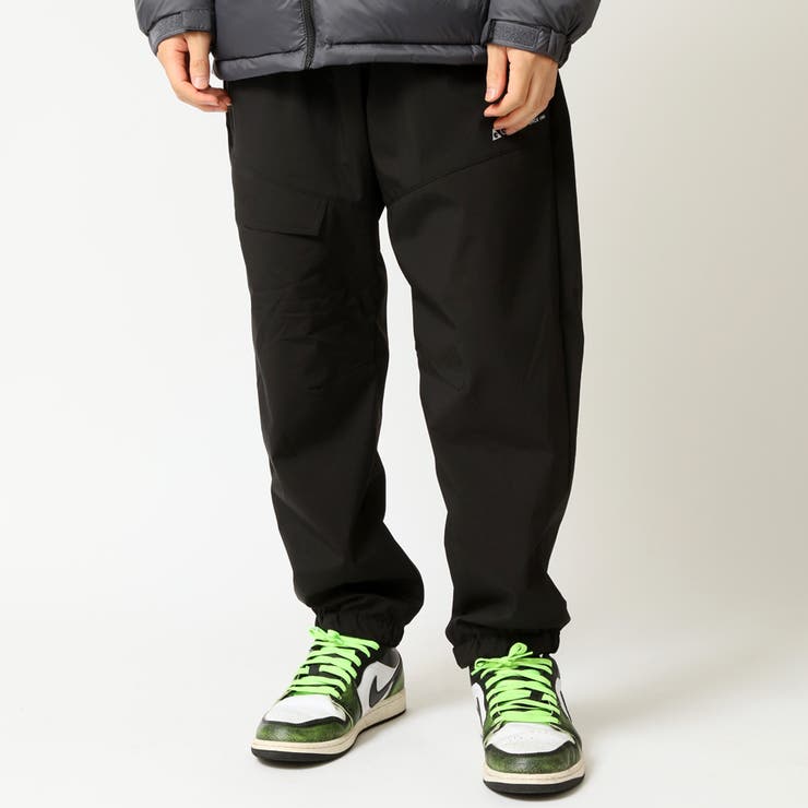 ブラック01 | 高機能 暖かい ストレッチナイロンパンツ | ARCADE