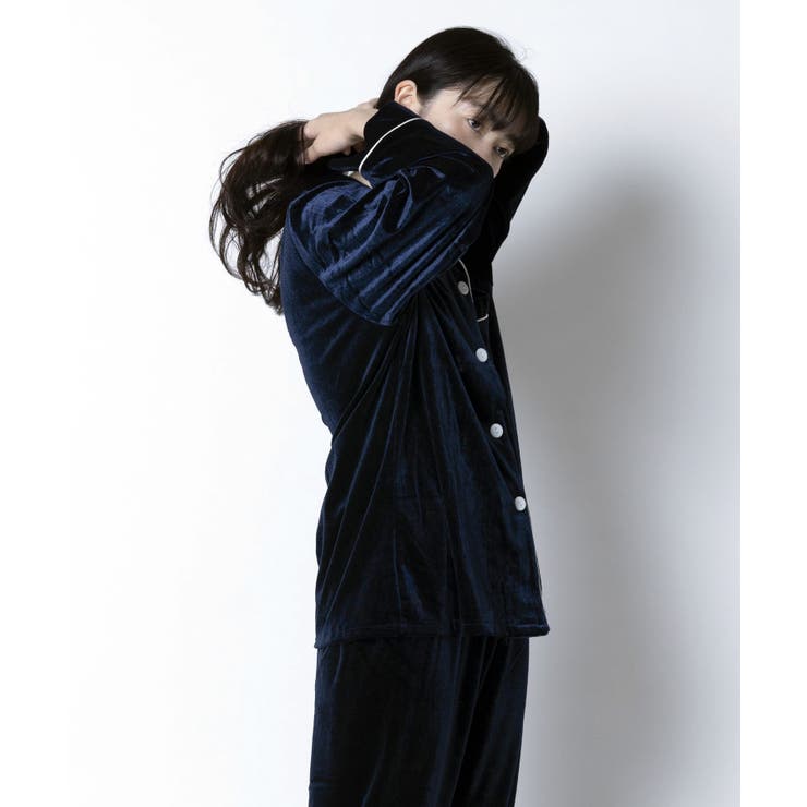 なめらかで優しい肌触り シルク調ベロア地 パジャマ上下セット | ARCADE | 詳細画像9 