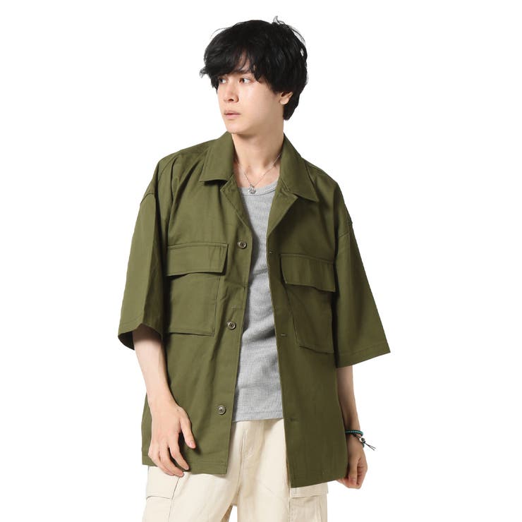 72カーキ