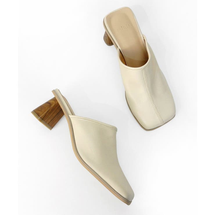 くったりフェイクレザーのスクエアサボサンダル ミュール 5cmヒール