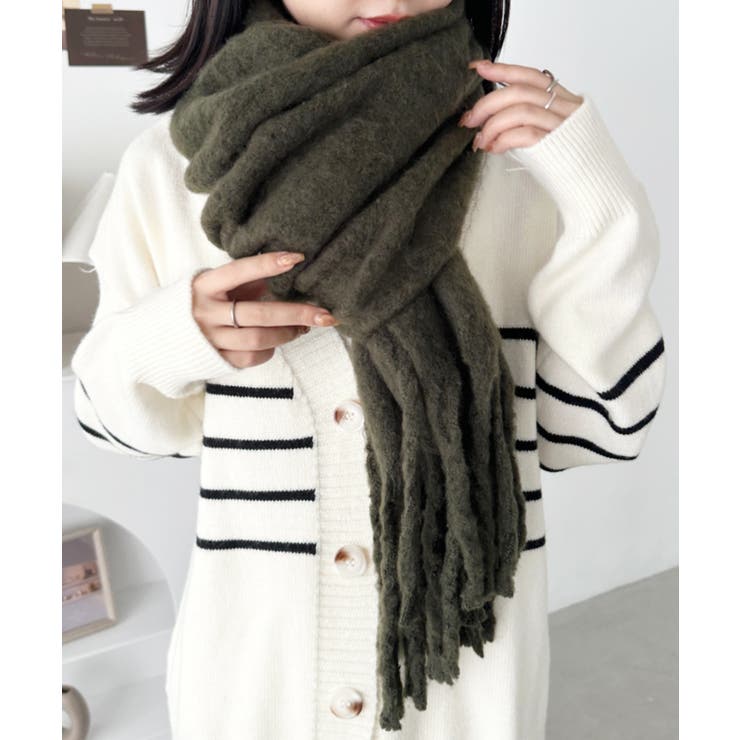 カーキ | ボリュームフリンジマフラー | Outfitter lab