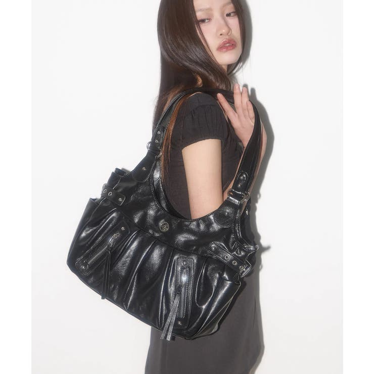 早期完売★ILLIGO Amber Buckle Shoulder Bag★日本未入荷★人気 ILLIGO(イリゴ)/AMBER BUCKLE SHOULDER BAG[品番：OUTW0000653