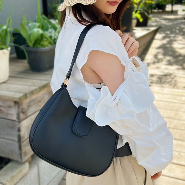 チェーンポイントPUショルダーバッグ[品番：OUTW0000010]｜Outfitter