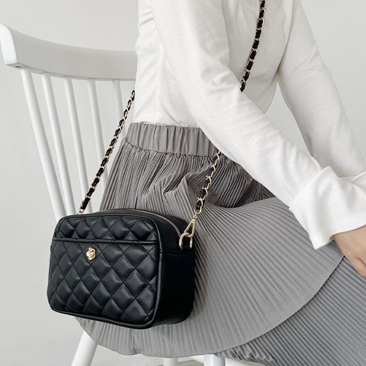 フラワーモチーフ キルティング チェーンショルダーバッグ[品番