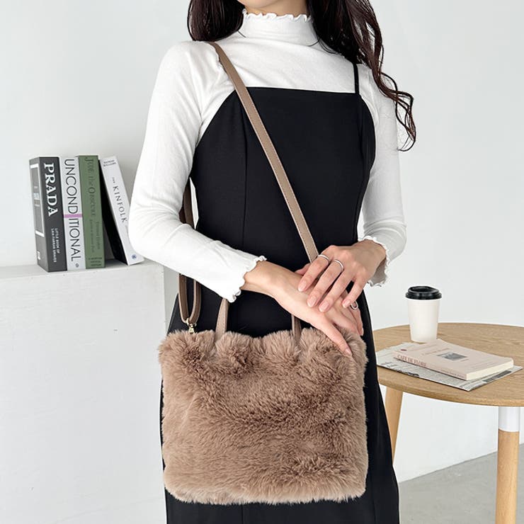 2WAYフェイクファーショルダーバッグ | Outfitter lab | 詳細画像24 