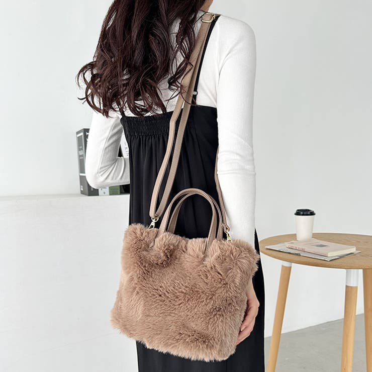 2WAYフェイクファーショルダーバッグ | Outfitter lab | 詳細画像26 