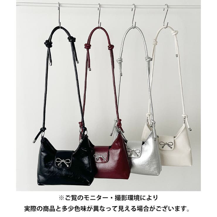 Urban Outfitters☆ リボンハンドル・ホーボーバッグ