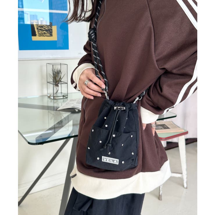 ブラック | ビジューデザインミニサコッシュバッグ | Outfitter lab