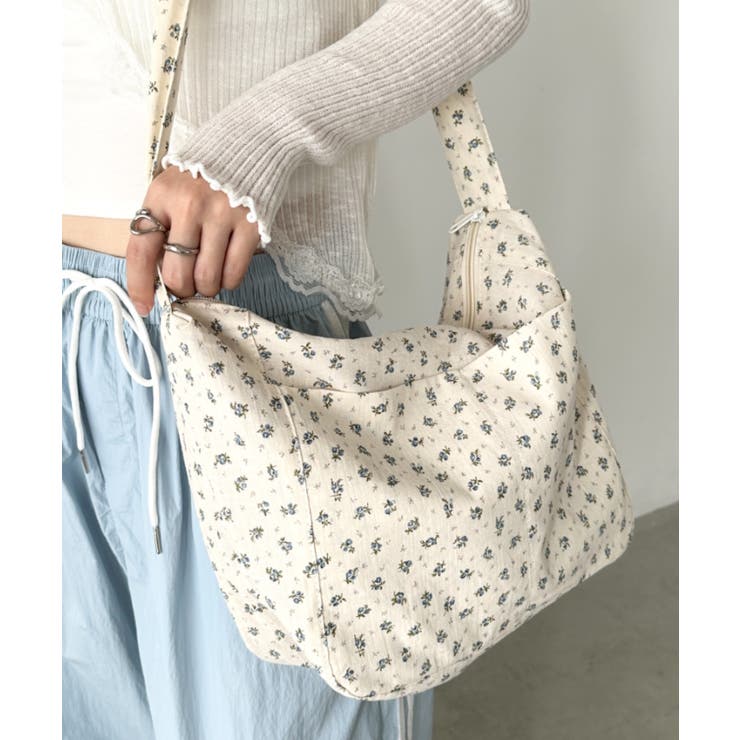 ブルー | 小花柄アジャスターショルダーバッグ | Outfitter lab