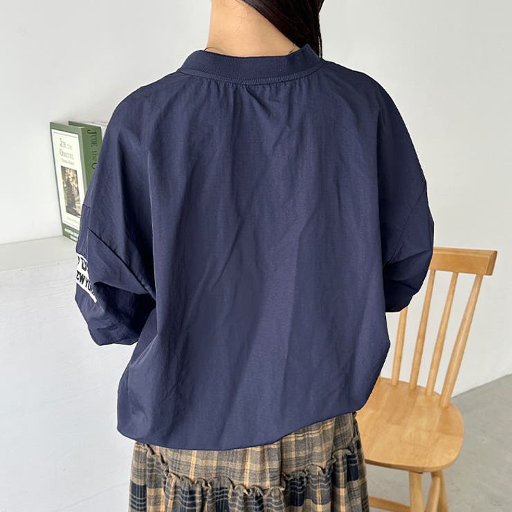 カレッジロゴ刺繍ナイロンプルオーバー[品番：OUTW0000723]｜Outfitter
