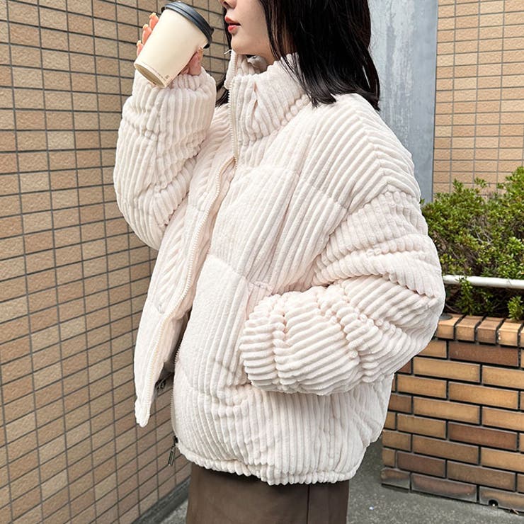 新品BDG Urban Outfitters ビックサイズフリースジャケット 白 