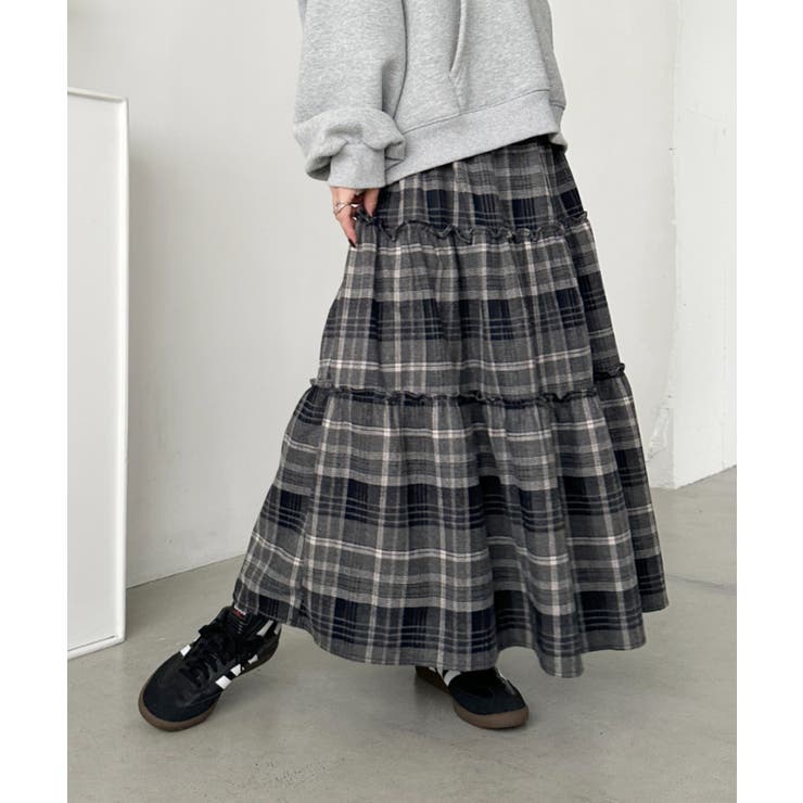 ブラック | チェック柄ティアードロングスカート | Outfitter lab