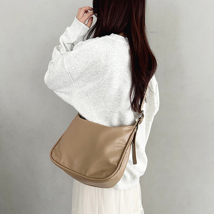 A4収納可 フェイクレザーショルダーバッグ | Outfitter lab | 詳細画像21 