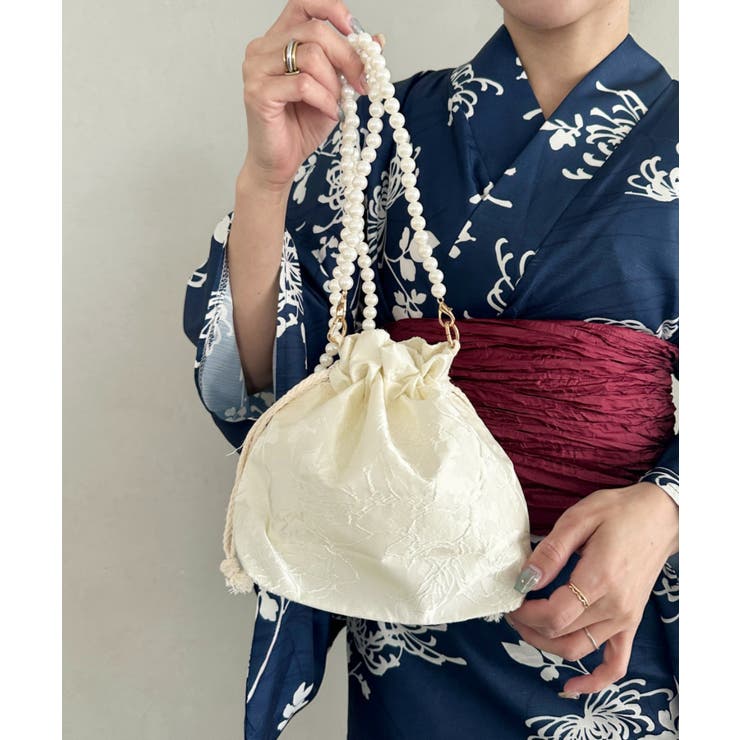 ホワイト | 取り外し可パールショルダー付き浴衣巾着 | Outfitter lab