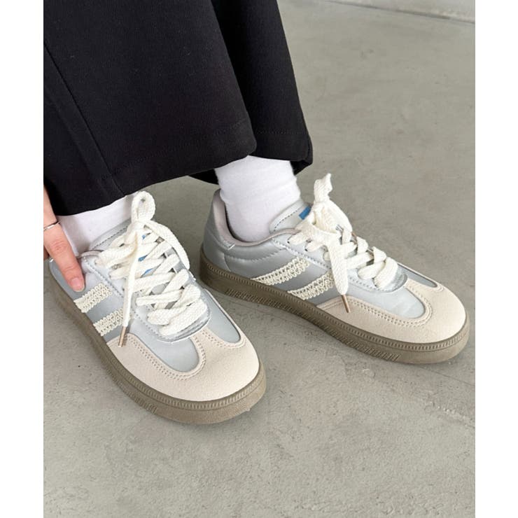 シルバー | ダブルライン配色スニーカー | Outfitter lab