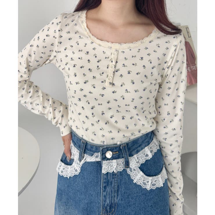 アイボリー | レースフラワーヘンリーネックトップス | Outfitter lab