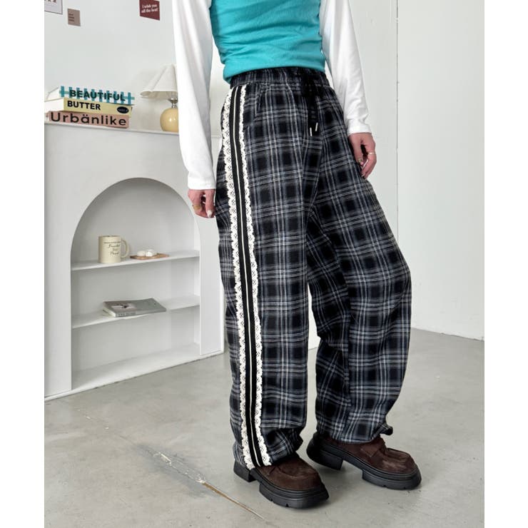 プチレースサイドラインパンツ[品番：OUTW0000450]｜Outfitter lab