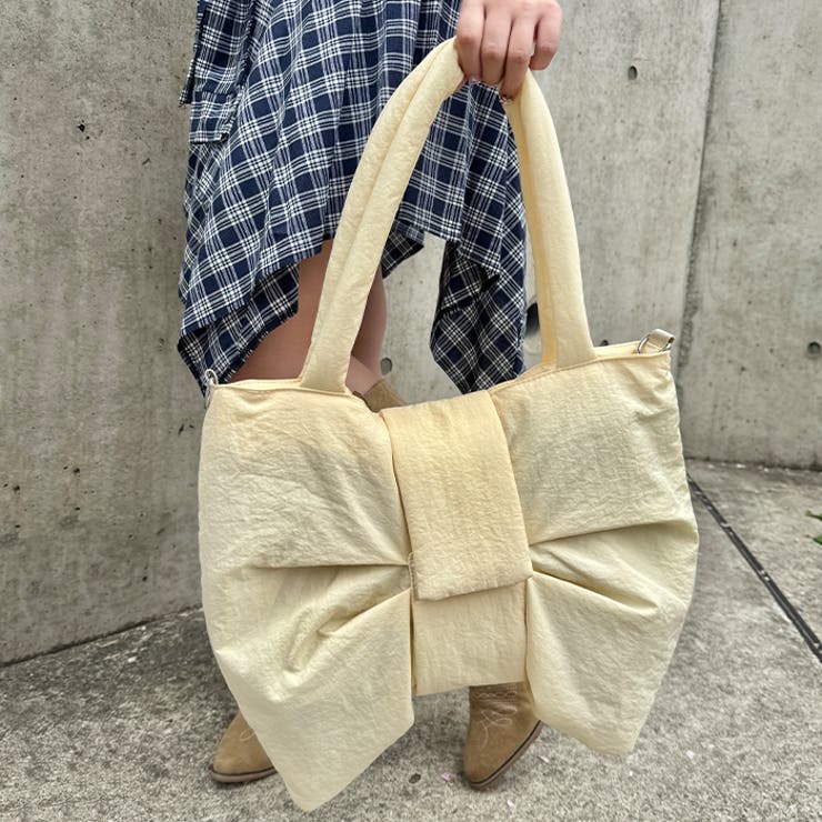 リボンモチーフソフトナイロンショルダーバッグ | Outfitter lab | 詳細画像10 